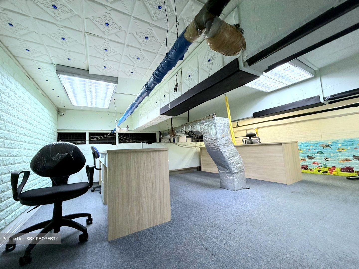 High Street Centre (D6), Office #557032101